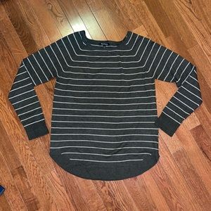 Women’s soft light weight sweater